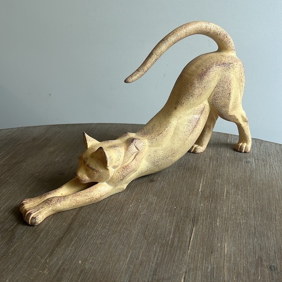 Cubist Collection Cat Stretching Stone Art Deco Sculpture - Picture 7 of 14